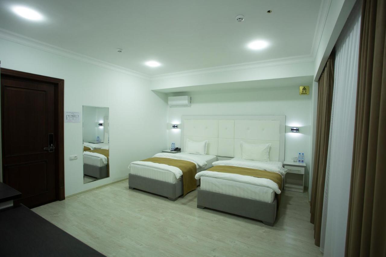 Viva Hotel Ташкент Екстериор снимка